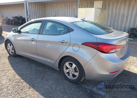2015 Hyundai Elantra Se z USA, uszkodzony, nr VIN 5NPDH4AE7FH586414